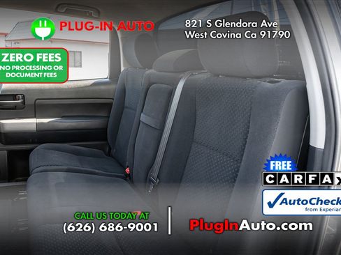 Used 2013 Toyota Tundra 4x4 CrewMax w/ Tow Pkg image 14