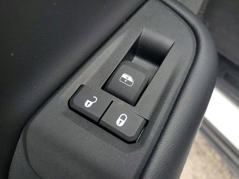 Certified 2025 Jeep Grand Cherokee Laredo X w/ Luxury Tech Group I image 19