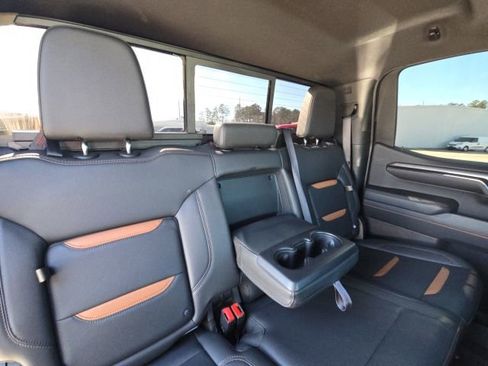 Used 2024 GMC Sierra 1500 AT4 w/ Technology Package image 16