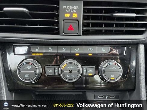 Certified 2022 Volkswagen Jetta SE image 27