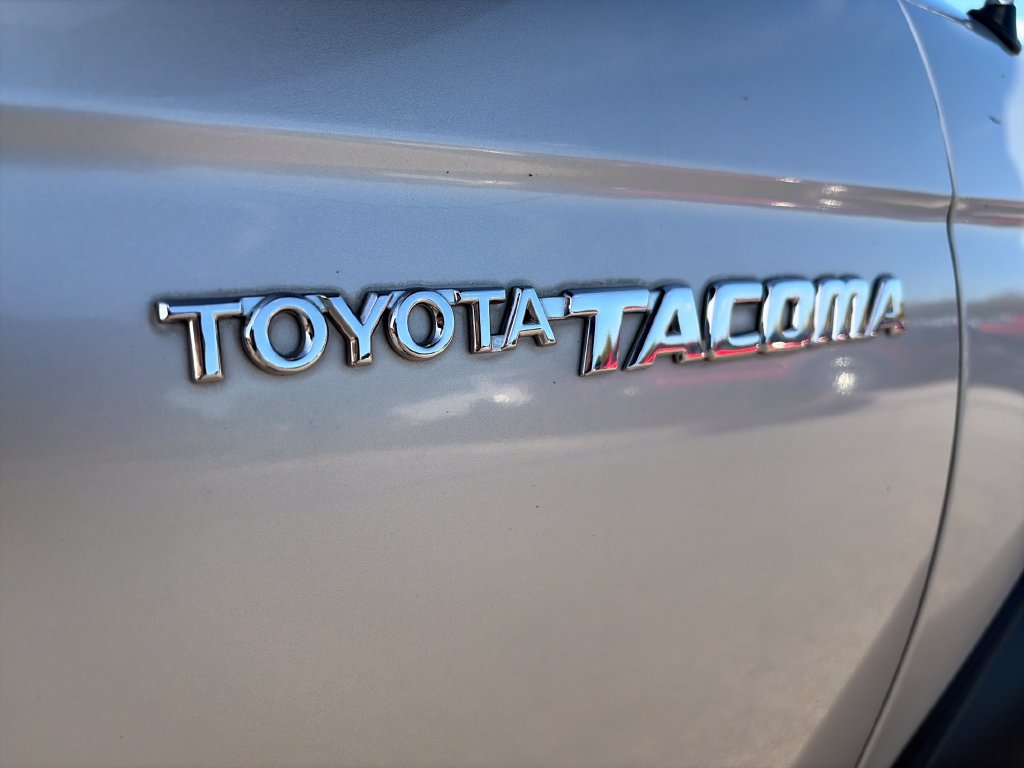 Used 2003 Toyota Tacoma 4x4 Xtracab w/ SR5 Pkg image 11