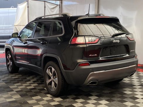 Used 2019 Jeep Cherokee Limited AWD/4WD image 4
