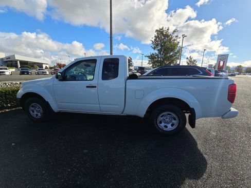 Used 2021 Nissan Frontier S image 7