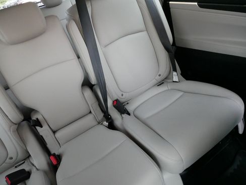 Used 2026 Honda Odyssey EX-L image 14