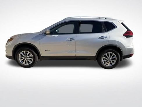 Used 2017 Nissan Rogue SV w/ HEV Premium Package AWD/4WD image 4