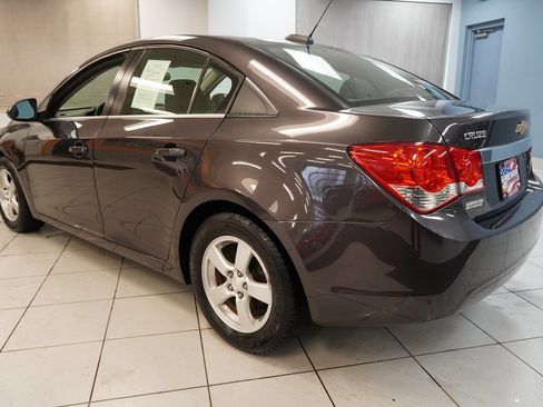 Used 2015 Chevrolet Cruze LT image 11
