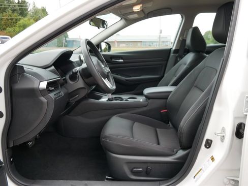 Used 2021 Nissan Altima 2.5 S w/ Driver Assist Package FWD image 9