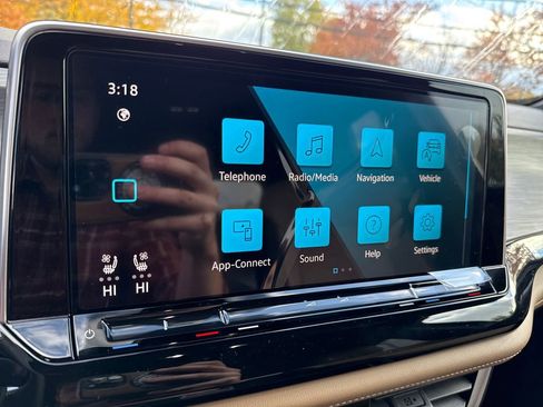 New 2026 Volkswagen Atlas Cross Sport SE image 8