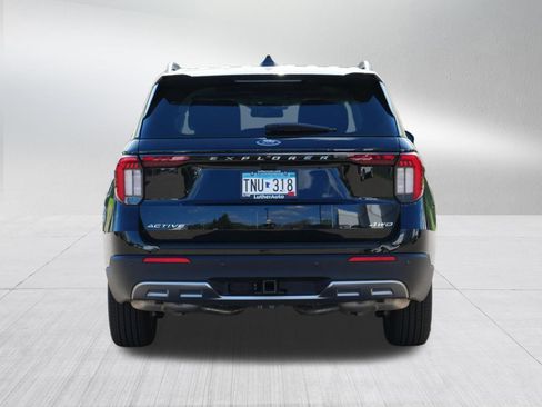Used 2026 Ford Explorer Active w/ Active Comfort Package AWD/4WD image 6