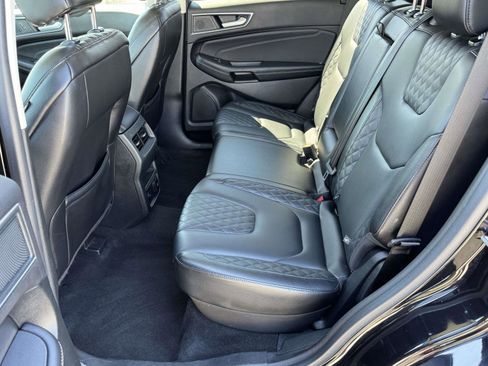 Used 2024 Ford Edge Titanium AWD/4WD image 12