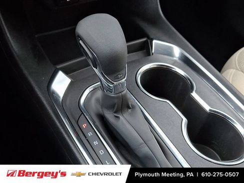 Certified 2023 Chevrolet Traverse LS AWD/4WD image 18