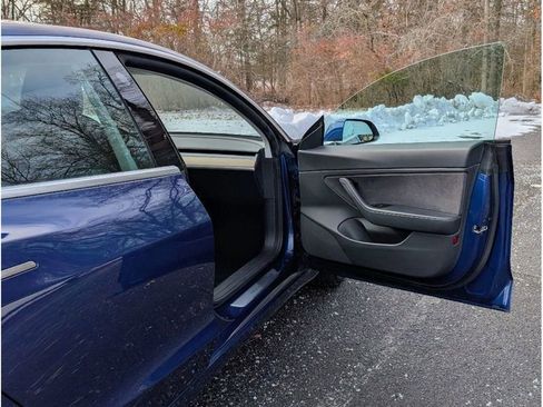 Used 2020 Tesla Model 3 Long Range image 11