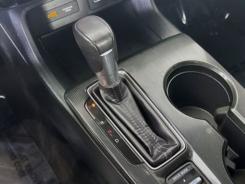 Used 2024 Honda Civic Sport image 20