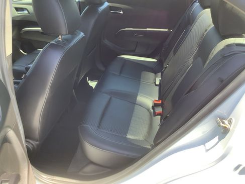 Used 2020 Chevrolet Sonic Premier FWD image 10