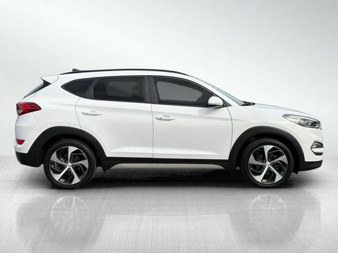 Used 2018 Hyundai Tucson Value AWD/4WD image 8