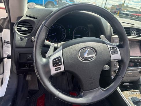 Used 2015 Lexus IS 250C w/ Navigation System Package image 9