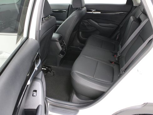 Used 2024 Kia Seltos SX w/ SX Sunroof Package AWD/4WD image 32