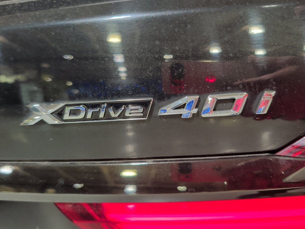 Used 2021 BMW X7 xDrive40i w/ M Sport Package AWD/4WD image 14