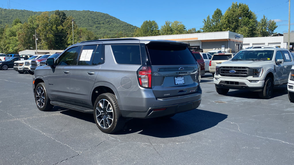 Used 2021 Chevrolet Tahoe RST w/ Luxury Package RWD image 7