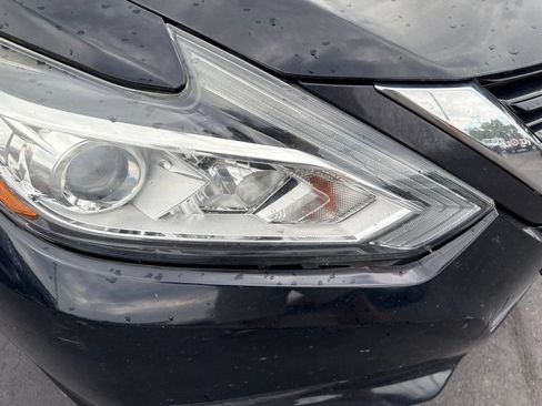 Used 2017 Nissan Altima 2.5 SV FWD image 19