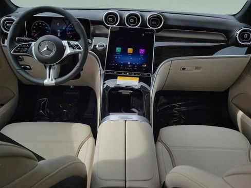 Certified 2026 Mercedes-Benz GLC 300 image 10