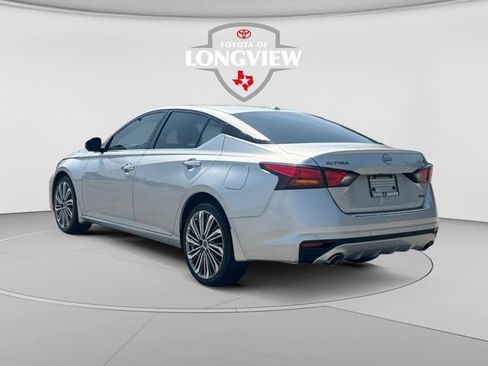 Used 2023 Nissan Altima 2.5 SL AWD/4WD image 3