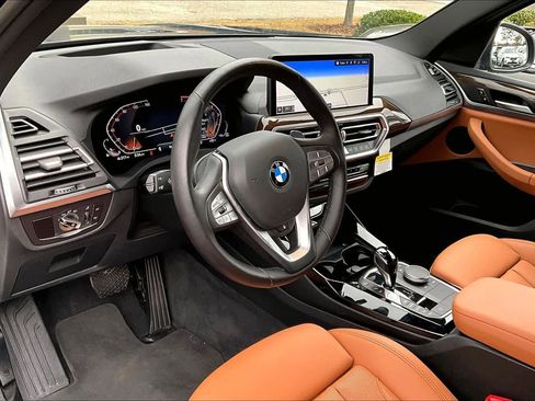 Certified 2024 BMW X3 xDrive30i w/ Premium Package w/ZPA image 17