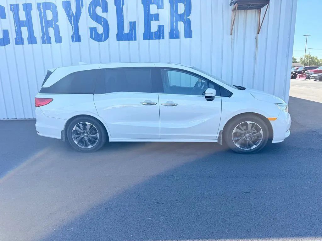 Used 2022 Honda Odyssey Elite image 9