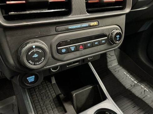 Used 2025 Ford Maverick Lariat w/ 4K Tow Package image 24