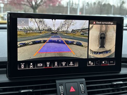 Used 2024 Audi Q5 2.0T Prestige w/ Prestige Package image 25