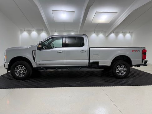 Used 2023 Ford F250 Lariat w/ FX4 Off-Road Package AWD/4WD image 4