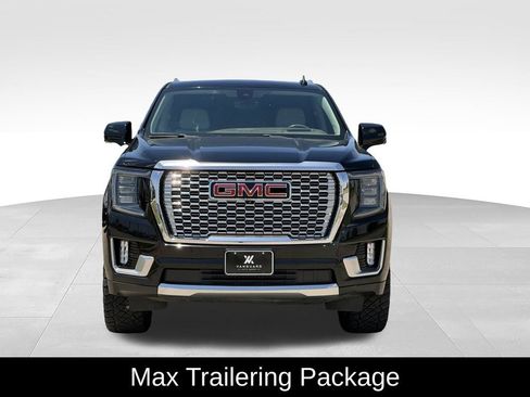 Used 2021 GMC Yukon Denali w/ Denali Ultimate Package AWD/4WD image 3