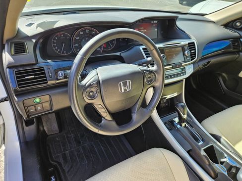 Used 2014 Honda Accord EX-L image 19