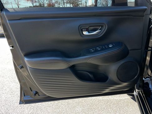 Certified 2024 Honda HR-V Sport image 21