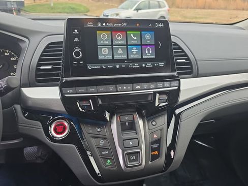 New 2026 Honda Odyssey Touring image 21
