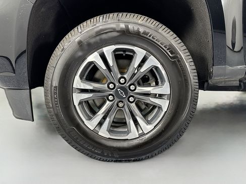 Used 2022 Chevrolet Colorado Z71 AWD/4WD image 30