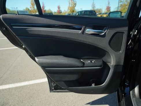 Used 2023 Chrysler 300 S image 14