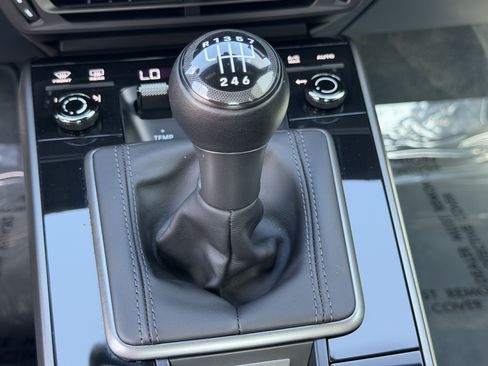 Certified 2024 Porsche 911 Carrera S RWD image 28