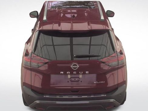 Used 2023 Nissan Rogue SL image 5