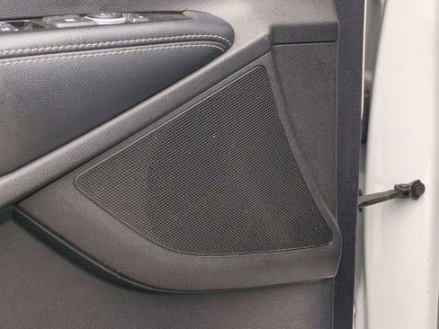 Used 2020 Kia Sorento S FWD image 11
