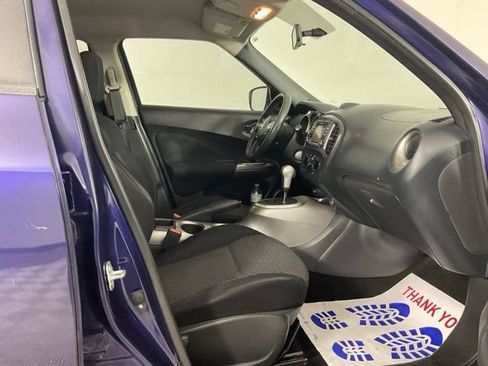Used 2015 Nissan Juke S FWD image 28