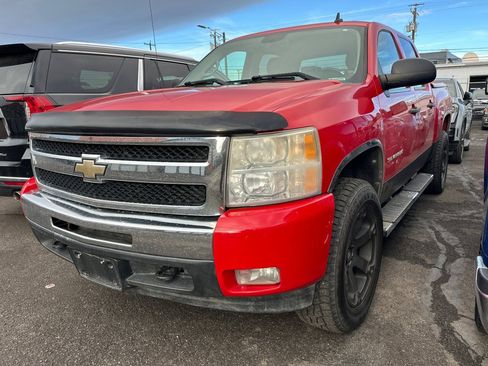 Used 2010 Chevrolet Silverado 1500 LT w/ Max Trailering Pack image 4