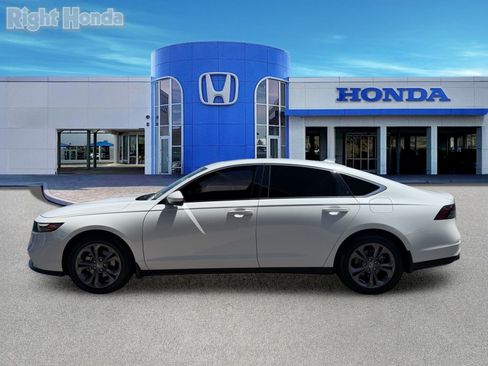 Used 2023 Honda Accord EX image 3
