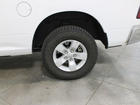 Used 2024 RAM 1500 Classic SLT AWD/4WD image 34
