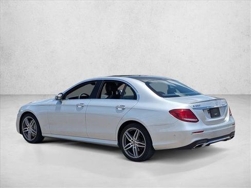 Used 2020 Mercedes-Benz E 350 4MATIC Sedan image 7