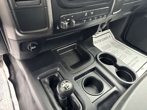 Used 2015 RAM 3500 Tradesman image 19