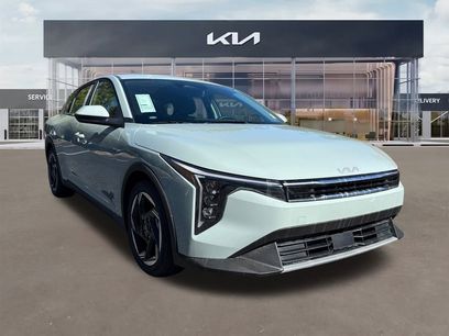 New 2025 Kia K4 EX