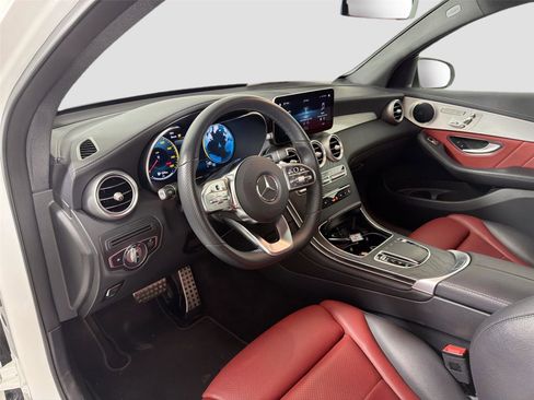 Used 2022 Mercedes-Benz GLC 300 4MATIC Coupe image 10