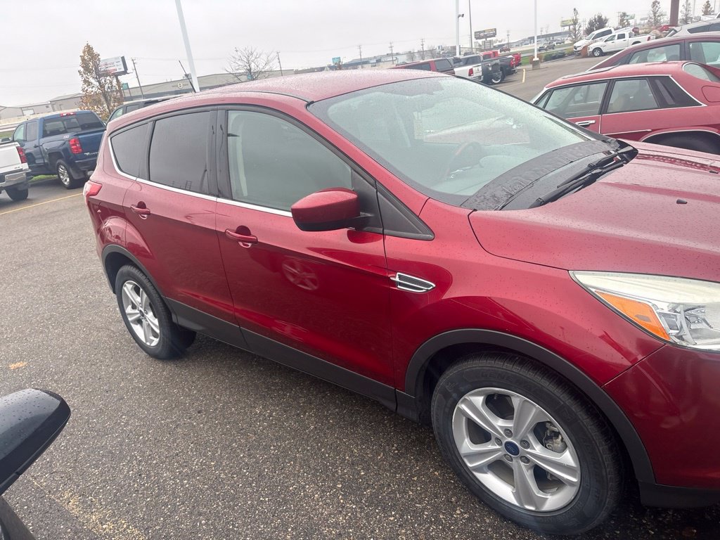 Used 2016 Ford Escape SE AWD/4WD image 2