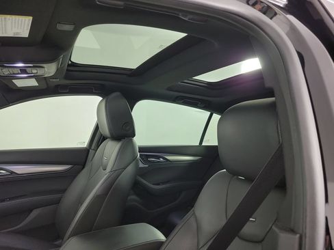 Used 2022 Cadillac CT5 Premium Luxury RWD image 16